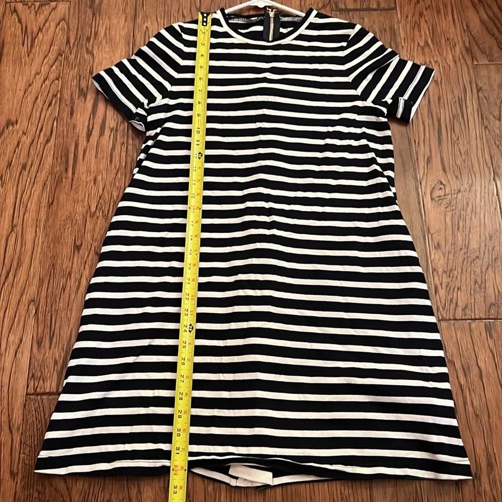 Kate spade, stripe, zip back knit dress size small - Picture 4 of 11